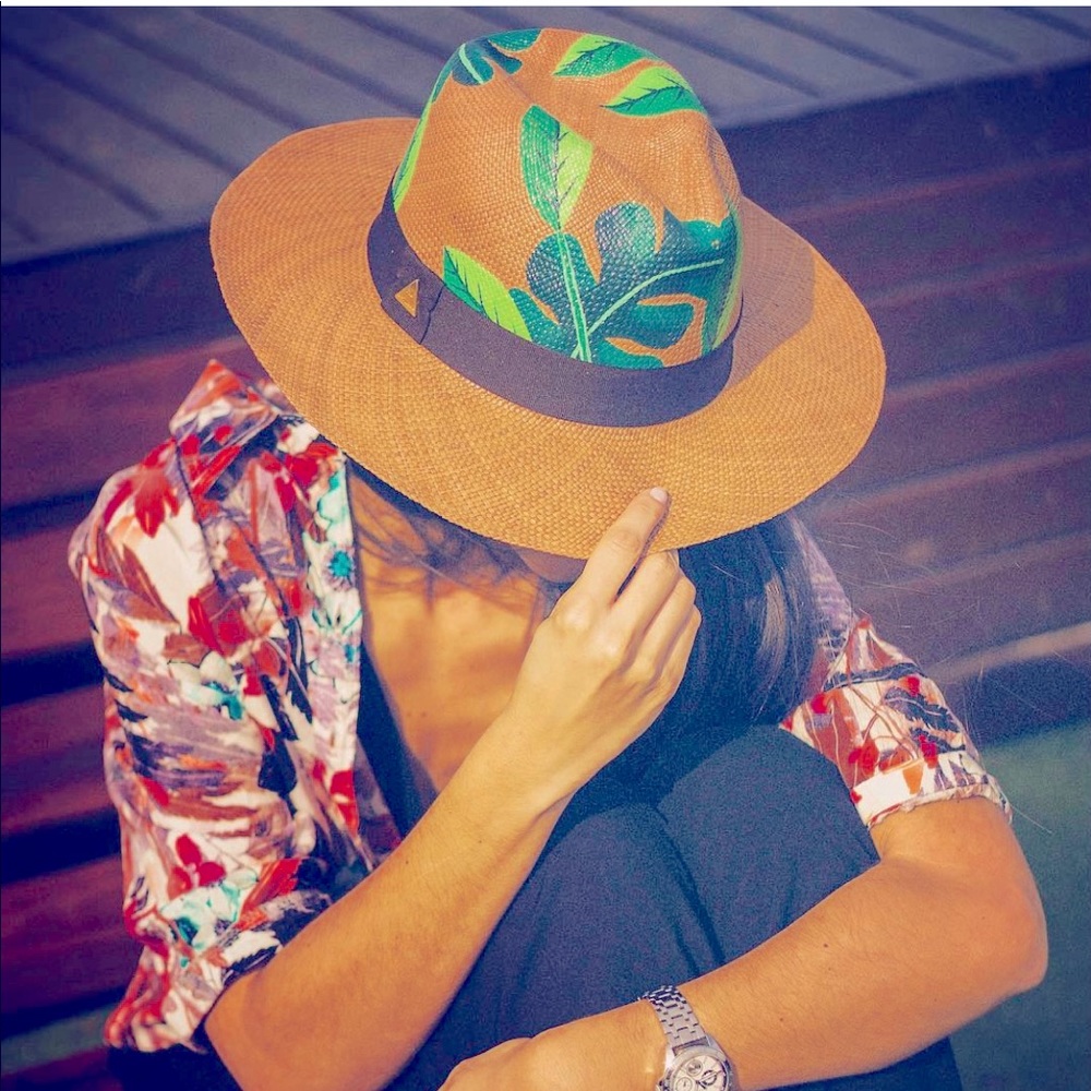 Hanniachar Hat - Picture 2 of 6